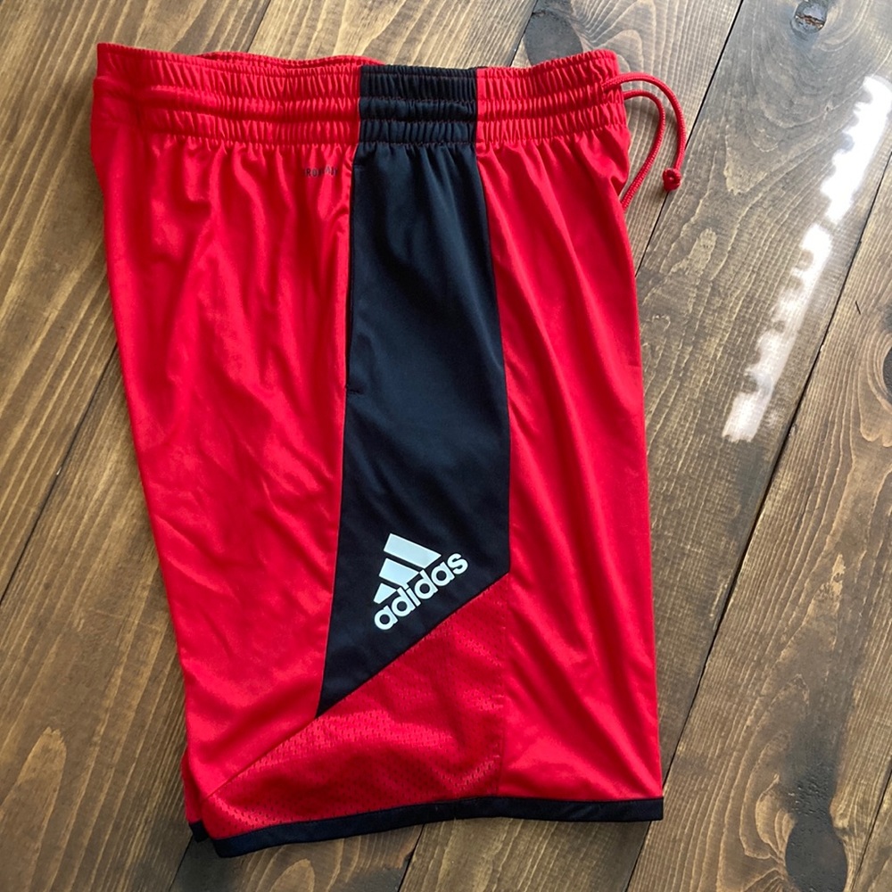 Adidas Men’s Red Training Shorts with Black Panel